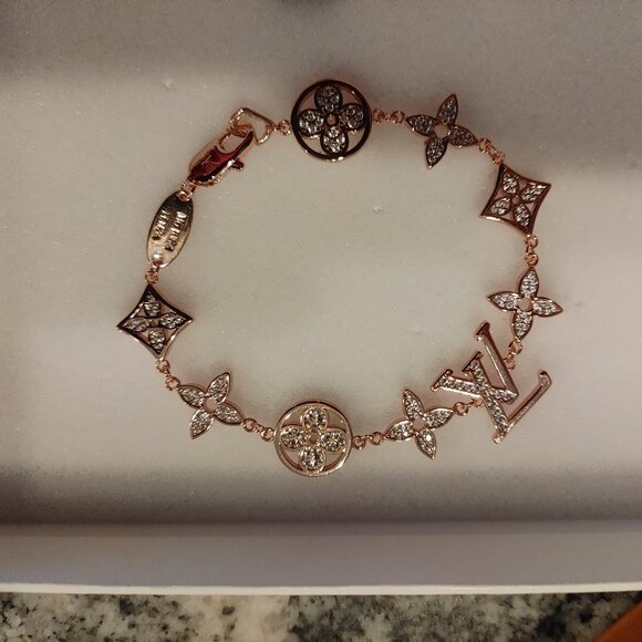 Louis Vuitton Women's Bracelet - Picture 2 of 9